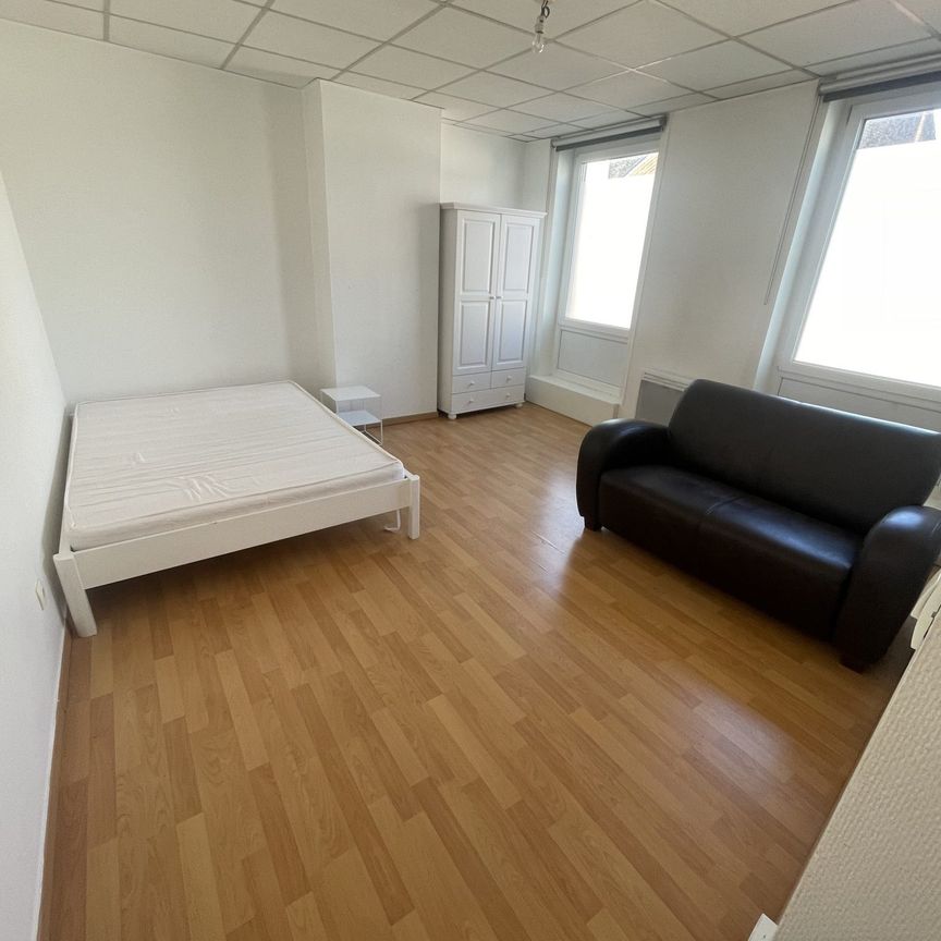 Location Appartement 2 pièces 36m² ROUBAIX 59100 - Photo 1