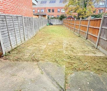 3 bedroom terraced house to rent - Photo 4