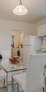 4 ½ en rénovation complète à louer – Boulevard Sainte-Anne - Photo 4