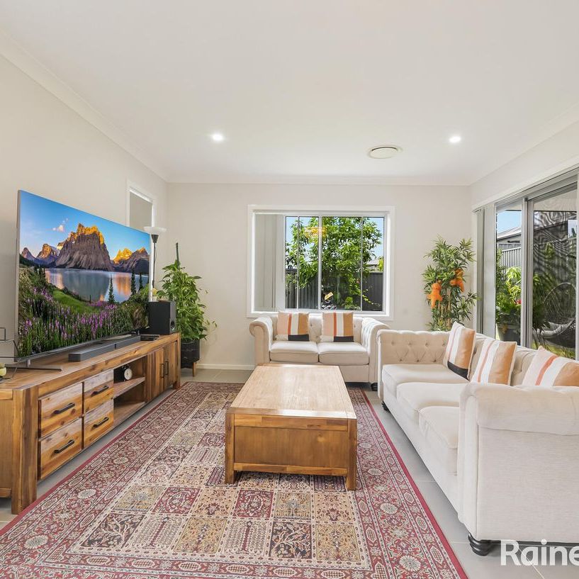 Comfort, Space & Convenience - The Perfect Family Home - Photo 1
