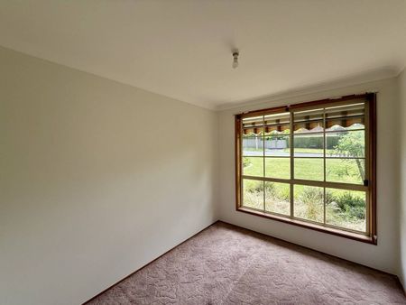 3 Bedroom Brick Home in Wallerawang - Photo 2