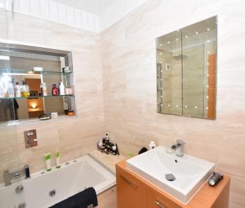 Brunel Heights, Saltash, PL12 - Photo 1