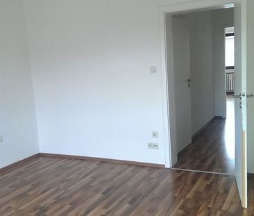 2- Zimmer-Wohnung in zentraler Lage - Photo 1