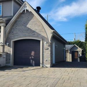 BACHELOR À LOUER - Photo 2