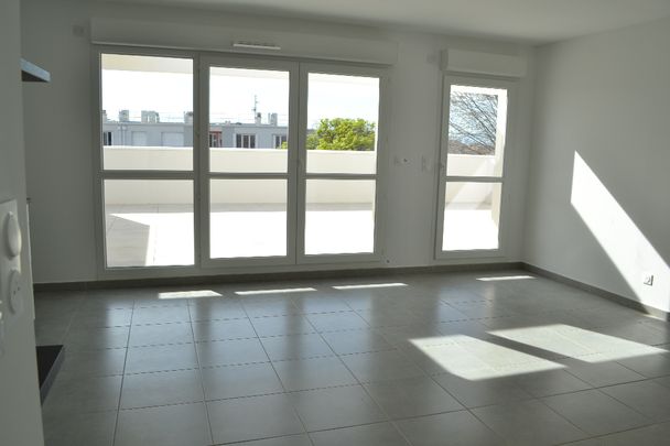 Location Appartement 4 pièces 78m² PERPIGNAN 66000 - Photo 1