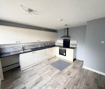 2 bedroom terraced house to rent - Photo 6