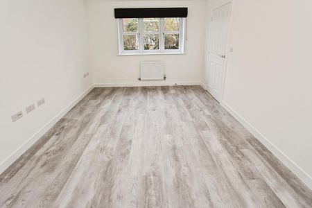 3 bedroom detached house to rent - Photo 3