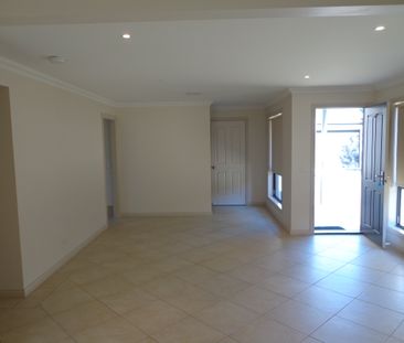 Modern Double Storey Townhouse - Photo 6