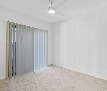 EXPERIENCE THE PERFECT BALANCE OF DESIGN, COMFORT AND LIFESTYLE - Photo 3