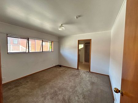 Discover Your Dream Family Home in Snells Beach! - Photo 3