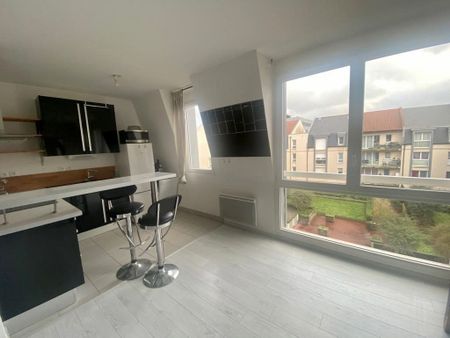 Location Appartement 2 pièces 43m² ARMENTIERES 59280 - Photo 3