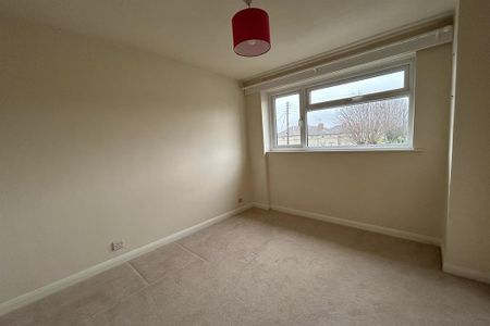 3 bedroom detached house to rent - Photo 5