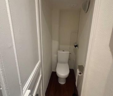 Location Appartement 2 pièces 40m² LYON 7ème - Photo 6