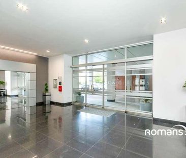 Alencon Link, Basingstoke, Hampshire, RG21 - Photo 6