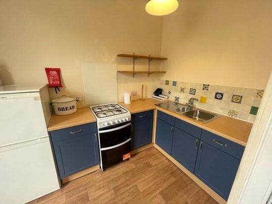 1 bedroom flat to rent - Photo 1