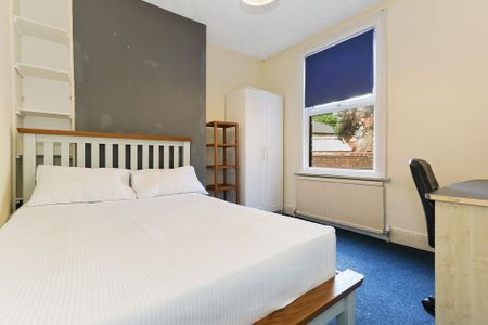 5 bedroom house share to rent - Photo 4