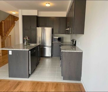 For Lease - 171 Lageer Drive, Whitchurch-Stouffville, Ontario - Photo 6