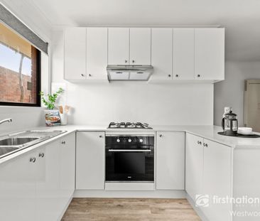 Duncans My Mate! - Photo 6