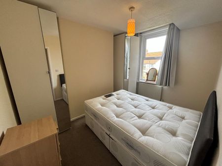 Ullet Road, Liverpool - Photo 4