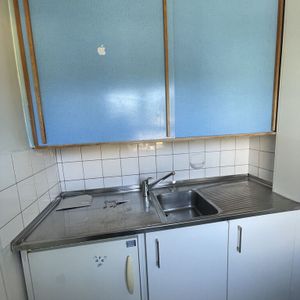 Studio on the 2nd floor - available immediately - Photo 2