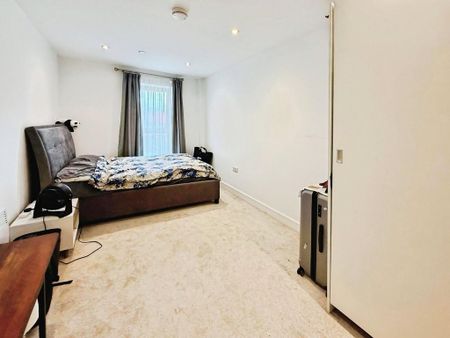 2 bedroom flat to rent - Photo 4