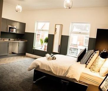 1 bedroom in a house share to rent - Photo 5