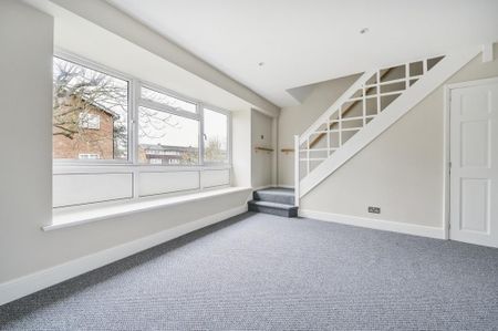 2 bedroom maisonette to rent - Photo 2