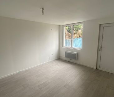 Location Appartement 85m² DOUAI 59500 - Photo 3