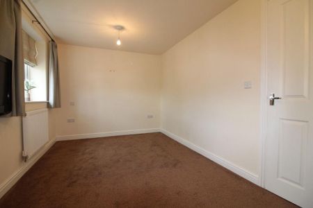 3 bedroom detached house to rent - Photo 4