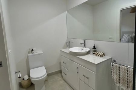 STYLISH TOWNHOUSE WITH INDOOR & OUTDOOR FLAIR! - Photo 5