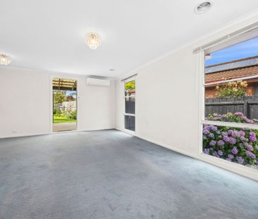 Light Bright, Manicured Garden - Three Bedroom Home - Photo 1