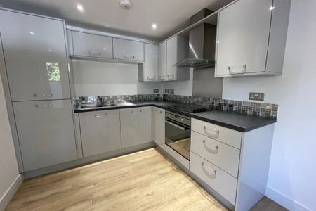 St. Leonards Road, EASTBOURNE - Photo 3