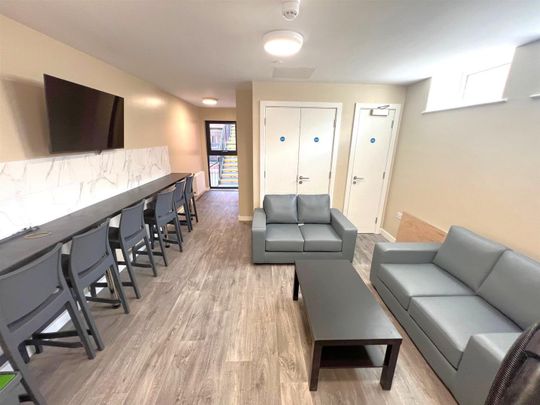 Hepburn Court C, Stokes Croft, Bristol - Photo 1