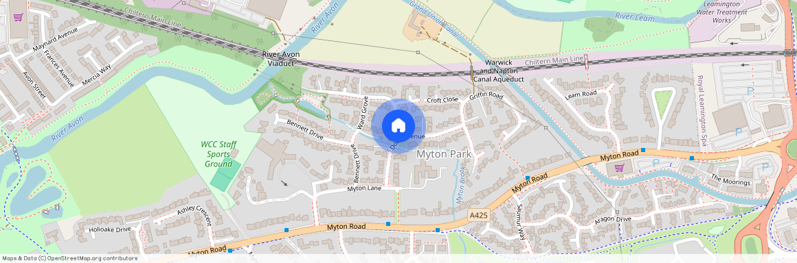 Moore Walk, Warwick