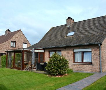 Rustig gelegen, heel goed onderhouden villa op 950m² - Photo 3