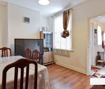 2 Bed Terraced House, Risley Avenue, N17 - Photo 3