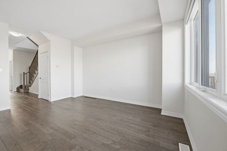 For Lease - 179 Vanilla Trail, Thorold, Ontario - Photo 2