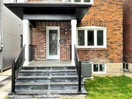 For Lease - 243 Windermere Avenue Unit# Main, Toronto, Ontario - Photo 2