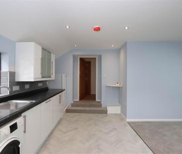 68a Castle Street, Comber, BT23 5DZ - Photo 2