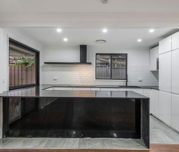 WATER USAGE INCLUDED!!! - Photo 3