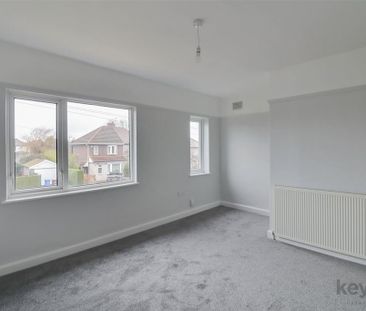 2 bedroom semi-detached house to rent - Photo 3