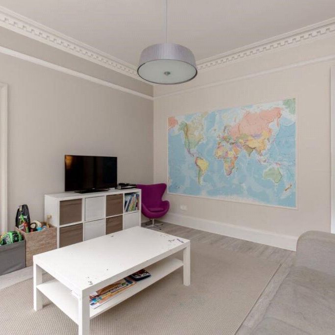 8 Murrayfield Gardens - Photo 1