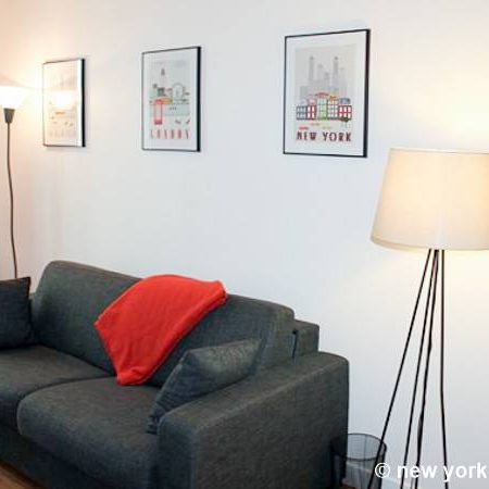 Logement à Paris, Location meublée - Photo 1