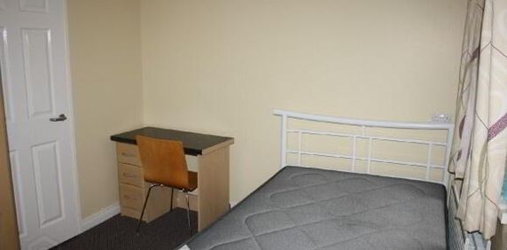 Unit C, 93 Fitzroy Avenue, Belfast, BT7 1HU - Photo 2