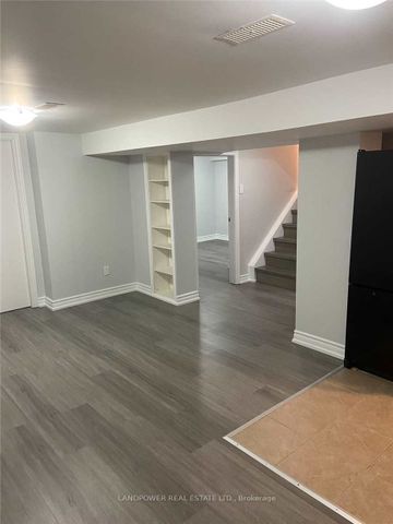 For Lease - 81 Lawrence Avenue Unit# Lower, Richmond Hill, Ontario - Photo 3