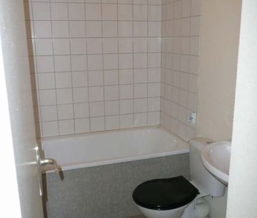 Location Appartement 2 pièces 29m² ROUEN 76000 - Photo 2