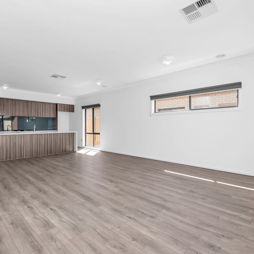 25 SQ Upgraded Property for Rent! - Photo 1