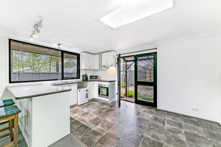 Garden Flat - Photo 4