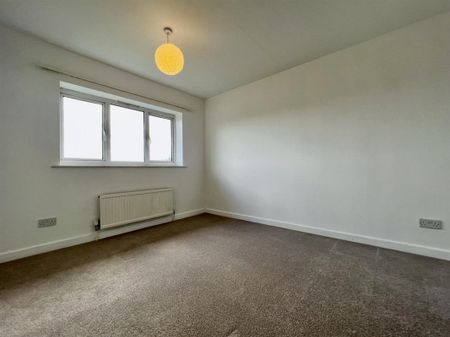 Skipton Road, Swallownest, Sheffield - Photo 4