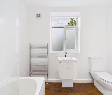 Studio to rent - Photo 6